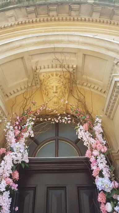 Beautiful Apartment In The Heart Of Rochester Rochester  Esterno foto