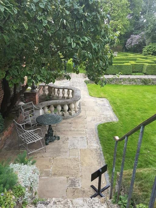 Beautiful Apartment In The Heart Of Rochester Rochester  Esterno foto