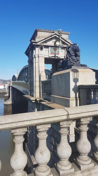 Beautiful Apartment In The Heart Of Rochester Rochester  Esterno foto