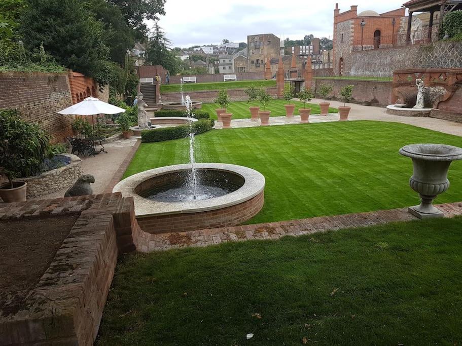 Beautiful Apartment In The Heart Of Rochester Rochester  Esterno foto